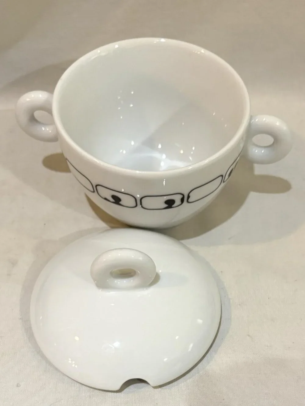 Illy Collection 2001 Aliens Sugar Bowl with Lid Designed David Byrne Signed